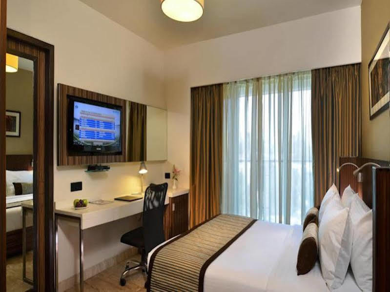 Residency Sarovar Portico Mumbai Exterior foto